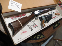 Marx Thundergun  complete toy cap gun set with the box
