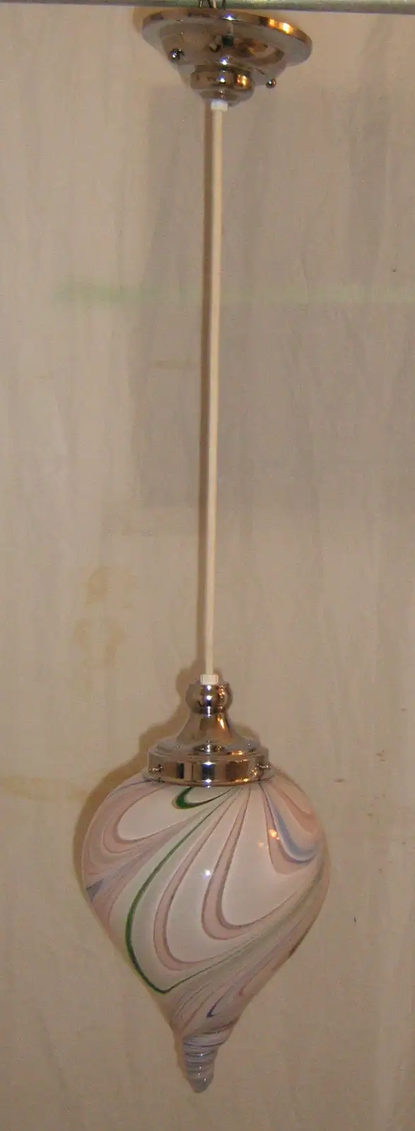 Vintage MCM Murano Multicolor Swirl Glass Pendant Light in Indoor Lighting & Fans in City of Toronto - Image 3