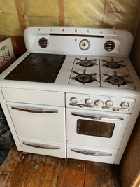 Findlay combination wood and gas stove