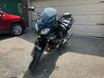 2008 CBF 1000a, bike rides great, handles great. Has minor damage on right hand side from previous o...