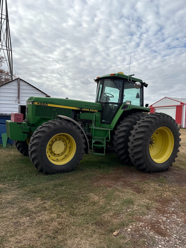 John Deere 4960 MFWD in Farming Equipment in Red Deer