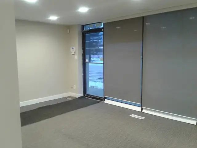 1-2 acres of secure, energized, paved yard space in Edmonton62863761729155124