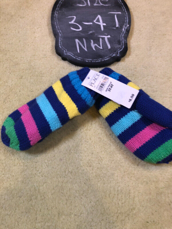 Brand NEW Girls BLUE Muticolored Striped Mittens - NWT - 3/4 in Clothing - 4T in Calgary - Image 2