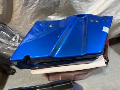 Harley Davidson Hard saddle bags 2 units no lids Off a 2008 Road Glide $150.00 or best offer