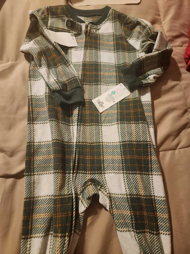 Carter's fleece pjs, 3t, NEW 