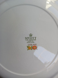 Vintage Myott Fine Ironstone Garland Plates/Bowls