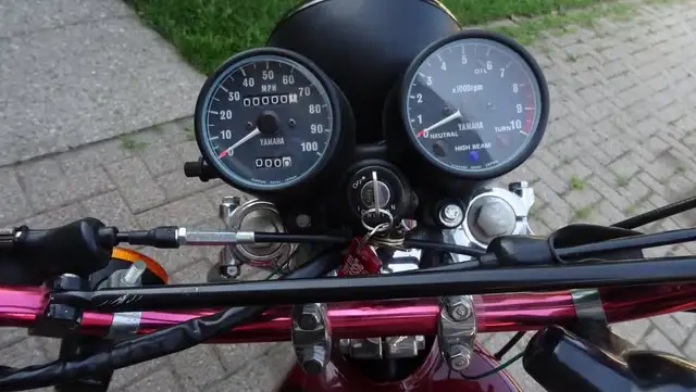 1977 Yamaha DT400 Motorcycle   PLEASE READ AD in Street, Cruisers & Choppers in Kitchener / Waterloo - Image 9