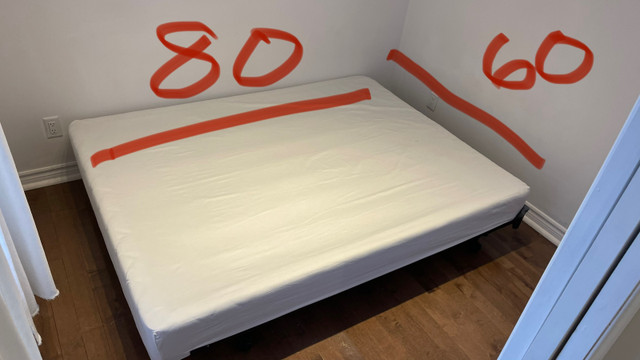 sommier lit Queen à donner dans Lits et matelas  à Ville de Montréal