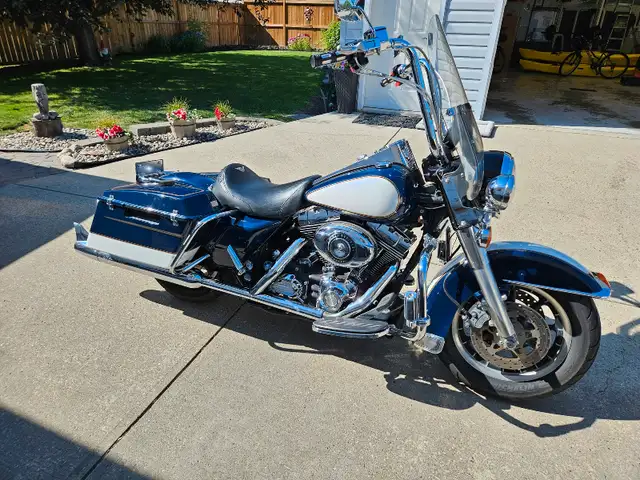 2007 Harley Road King Police FLPH in Street, Cruisers & Choppers in Strathcona County - Image 2