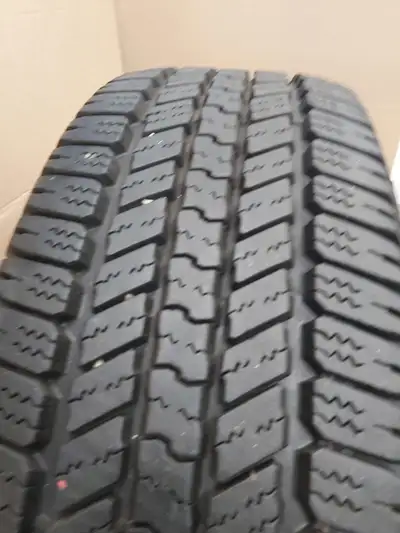 CASH ONLY ITS AVAILABLE No Holding 1 Tire Only 1 Tire Goodyear Wrangler SRA LT Tire Size 265 70 18 N...