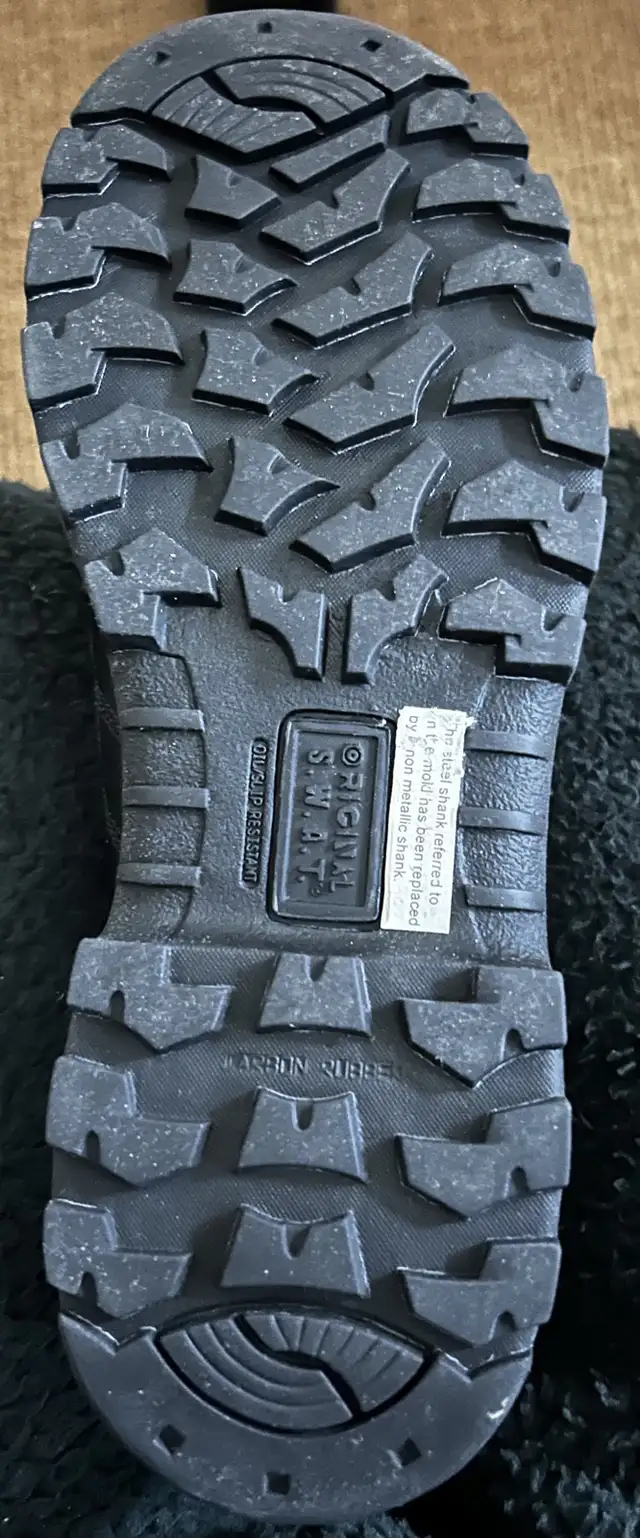 Original S.W.A.T. Men's 9" Tactical Waterproof Boot in Men's Shoes in Markham / York Region - Image 5