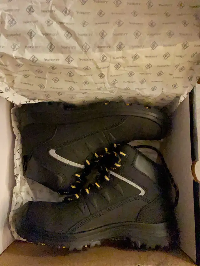 terra men’s work boots in Men's Shoes in Kitchener / Waterloo - Image 2