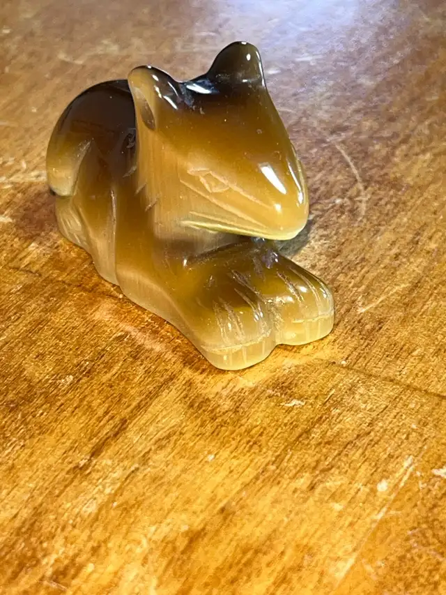 Stone Wolf carving64523621844866121