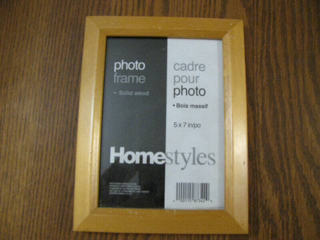 PICTURE FRAMES in Home Décor & Accents in Norfolk County - Image 4