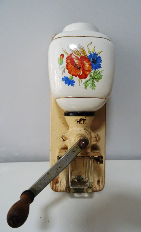 COFFEE GRINDER German TROSSER porcelain cast iron Wall Mount in Arts & Collectibles in Brantford