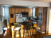 $2789.00 Great Location – 3 bed (Renting May 1 ) Little Italy
