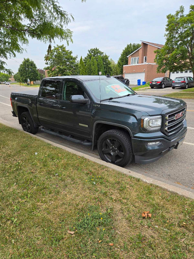 GMC 1500 Sierra Elevation  in Cars & Trucks in Oakville / Halton Region