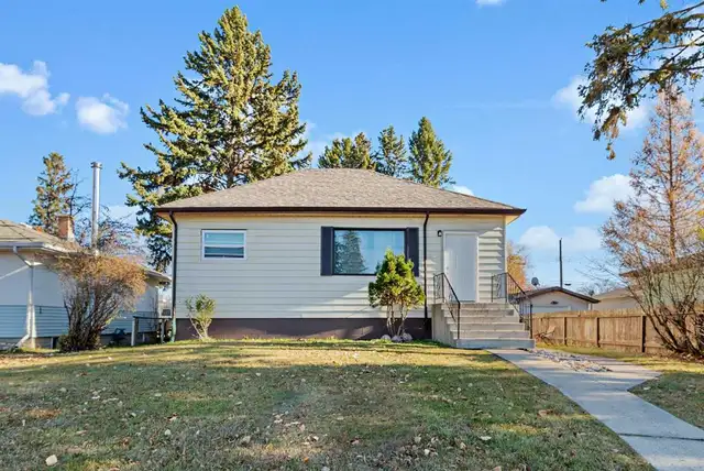 A Private Room For Rent  in RED Deer, Prime Location. $600