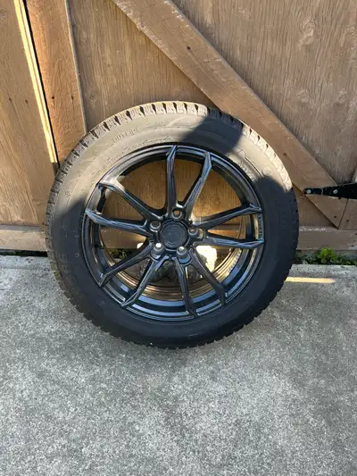 Snow tires off 2021 Dodge challenger. 235/55R18 with TPMS. Excellent condition used 1 season. Will f...