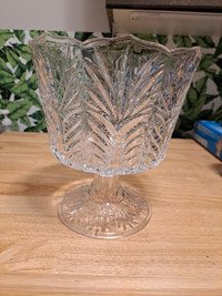 Table or counter top Glass fruit bowl or Vase