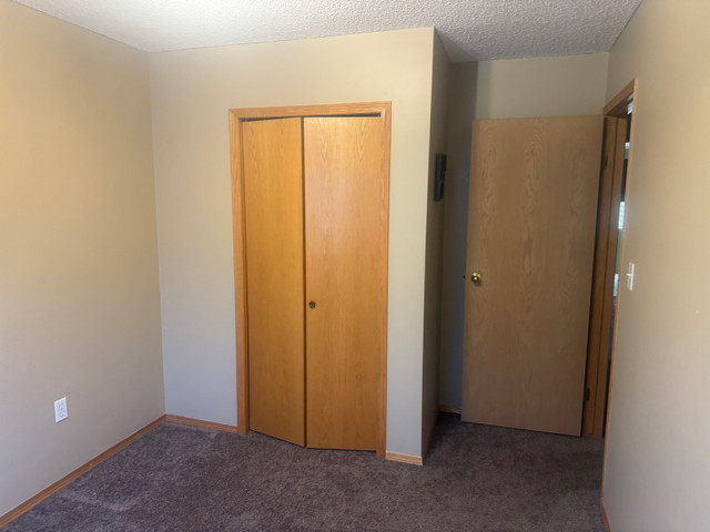 Private room for Rent  in Room Rentals & Roommates in Grande Prairie