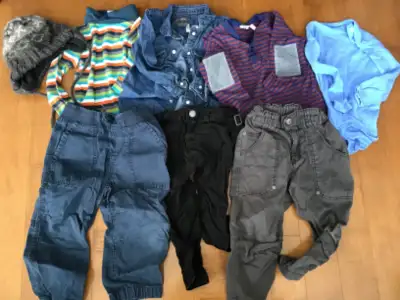 8 PIECES H&M BRAND CLOTHING SIZE 1.5 - 2 YEARS, View more