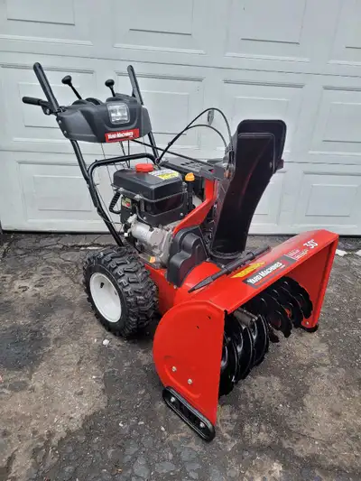 Yard Machines 30" snowblower, View more