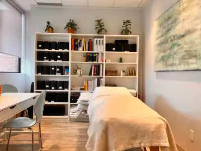 Clinical Space for Rent in Fertility-Focused Acupuncture Clinic Are you a holistic or medical practi...