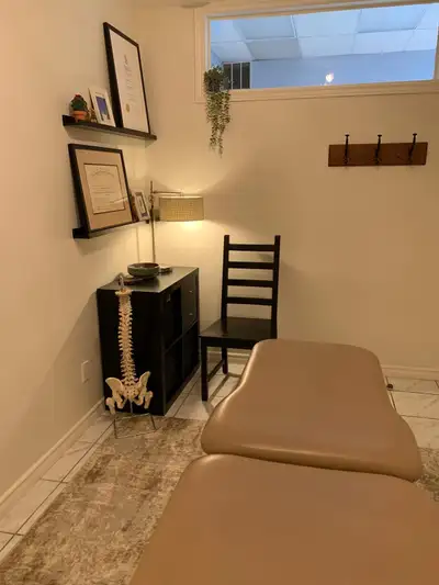 Professional treatment room available: -Wednesday, Saturday, Sunday -Friday afternoons from 1PM Room...