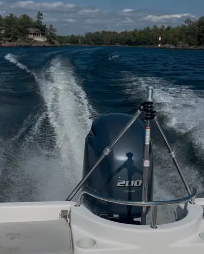 Extremely well cared for bow rider in fantastic condition. Engine is 2019 Yamaha F200XB with 248hrs....