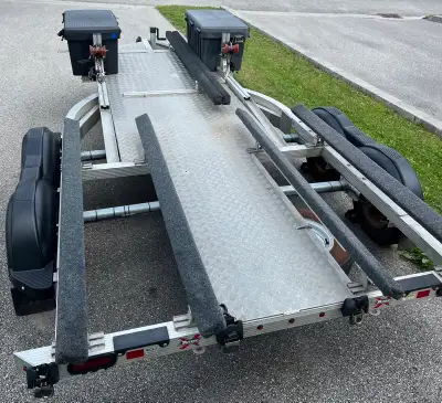 This is the nicest PWC trailer in Ontario, if not Canada. If you are hunting for a spindly cheap PWC...