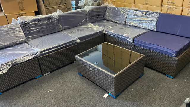 luxury 6 piece Storage rattan wicker patio set in Patio & Garden Furniture in Markham / York Region - Image 2