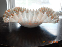 Art glass fan bowl stunning mid century - Gutta Percha