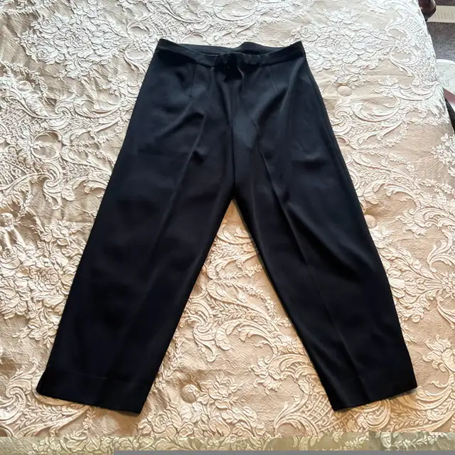 Exclusively Misook Women's Pant Suit! in Women's - Other in Calgary - Image 9