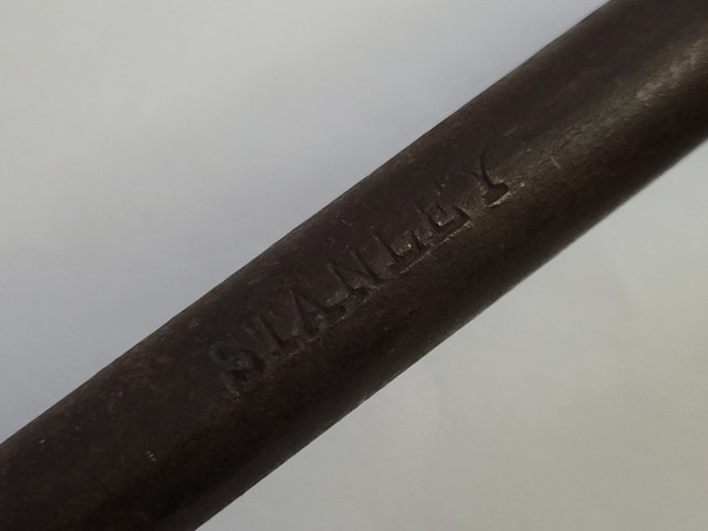 Vintage Stanley 10" Hand Drill Tool - No. 965N in Hand Tools in Hamilton - Image 2