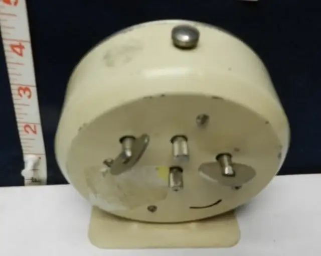 WESTCLOX + BIG BEN TABLE TOP ALARM CLOCKS WORKING in Other in Mississauga / Peel Region - Image 6