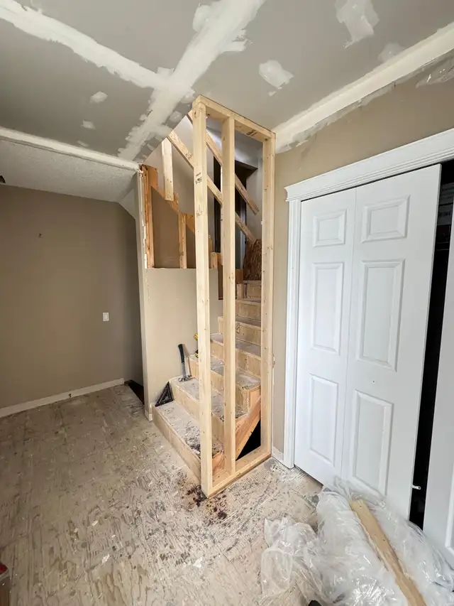 Home Renovations and Handyman. Stairs, Drywall, Siding, Concrete in Renovations, General Contracting & Handyman in Calgary - Image 8