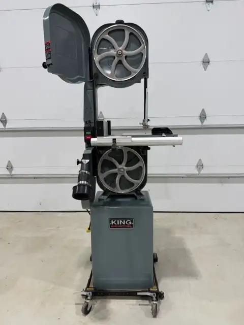 PROFESSIONAL BANDSAW in Other in Barrie - Image 6