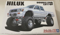 Aoshima 1/24 Toyota Hi-Lux Double Cab Lift Up