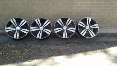 4 x Wheels
