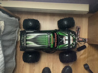 TRAXXAS Summit 4WD 1/10 Scale RC Truck