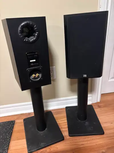 Axiom Audio Millennia M3Ti Loudspeakers with speaker stands Work great! 68cm tall with stand, speake...
