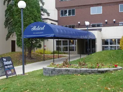 Two Bedroom. Grade City/Maples Area. Utilities Included