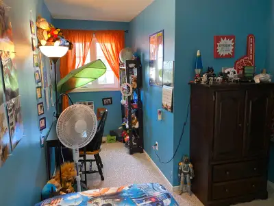 Located in Arnprior room for rent with shared common areas. High speed Internet and amenities are in...