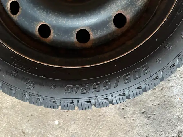 3x Winter Tires on Steel Rims – 205/55R16 – Great Tread in Tires & Rims in Mississauga / Peel Region - Image 8