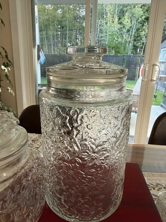 Princess House Glass Canister Set in Kitchen & Dining Wares in Terrace - Image 3