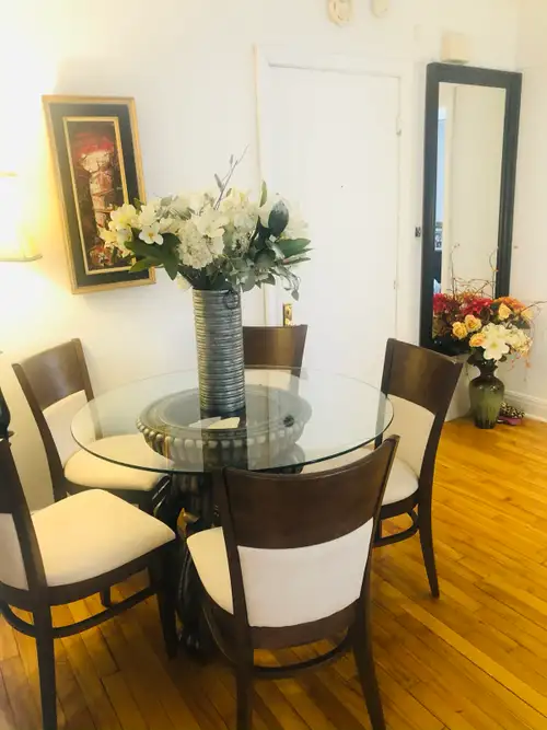 Beautiful 31/2 apartment one bedroom,including heating and hot water stove and fridge,top area ,near...