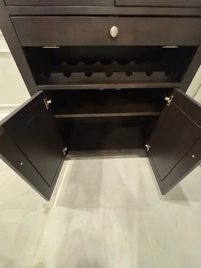 Liquor Cabinet - Custom Solid Maple in Hutches & Display Cabinets in City of Toronto - Image 5