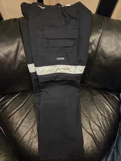 New 38 x 32 COOLWORKS Work Pants, View more