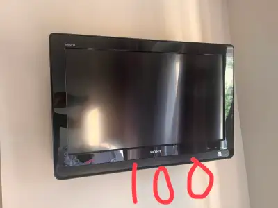 Home Moving Sale – TV, Furniture & Home Décor!, View more